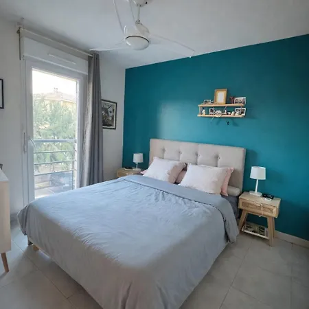 Lägenhet Lumineux Avec Terrasse