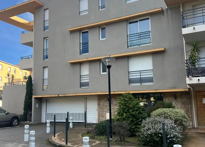 Lumineux Avec Terrasse * 卡尔维